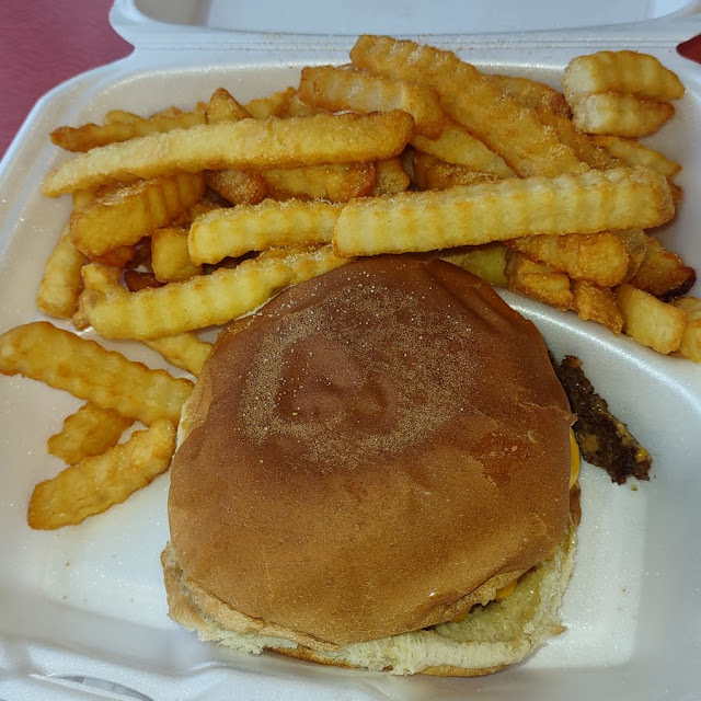 Kids Cheeseburger with Ketchup