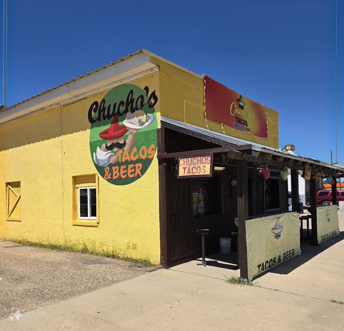 Chuchos Tacos