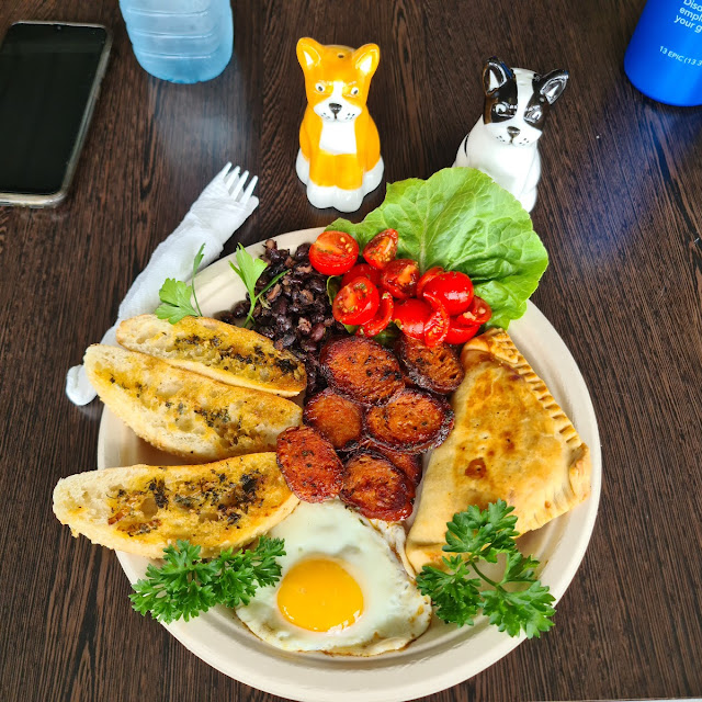 Big Breakfast Churros
