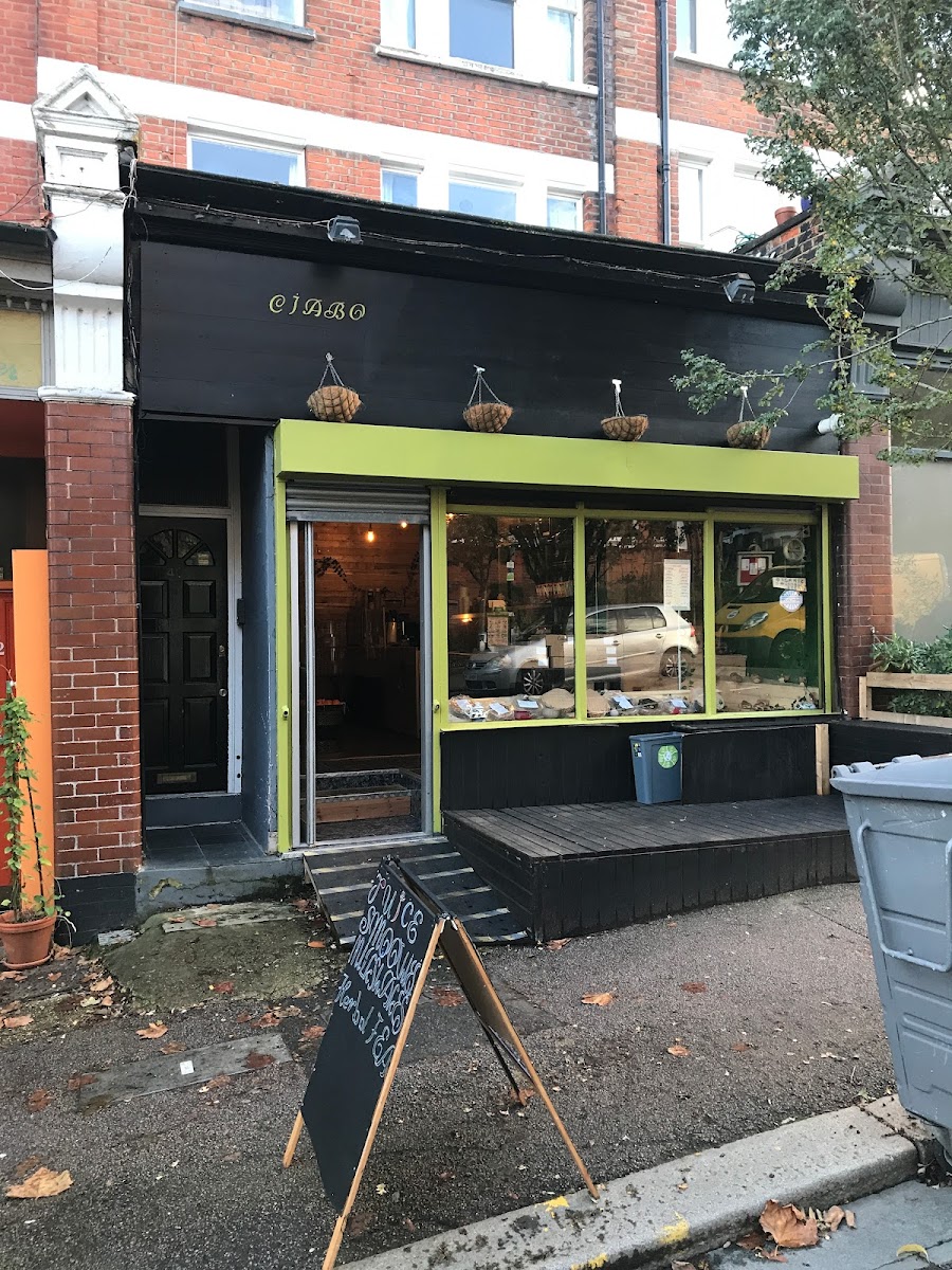 ciaborganic cafe