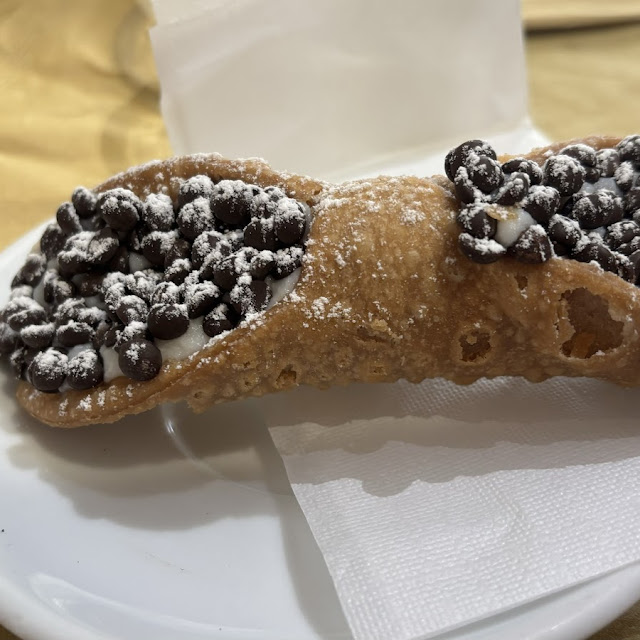 Cannoli Grandi