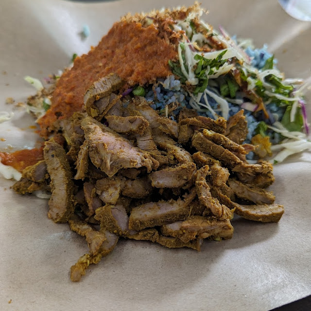 Nasi Kerabu Tumis Daging Bakar