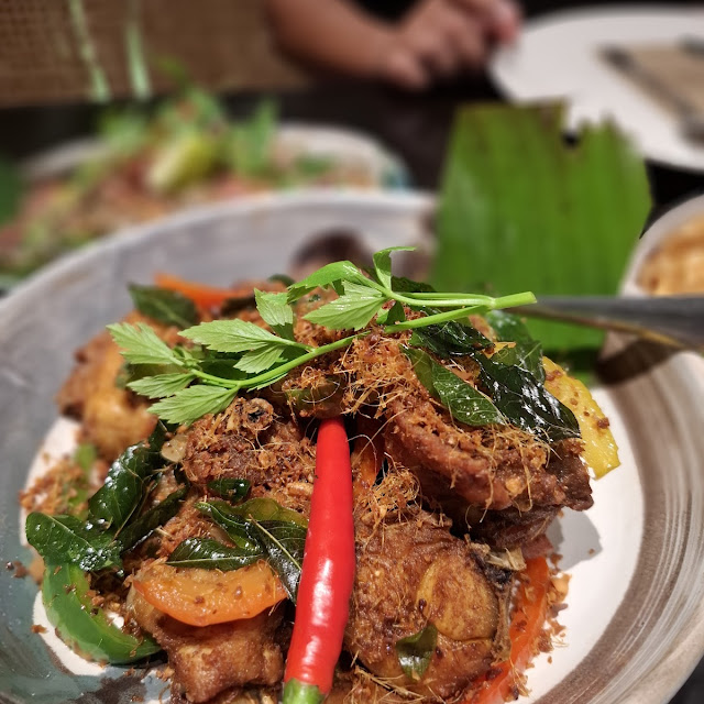 Ayam Goreng Cili Kampung