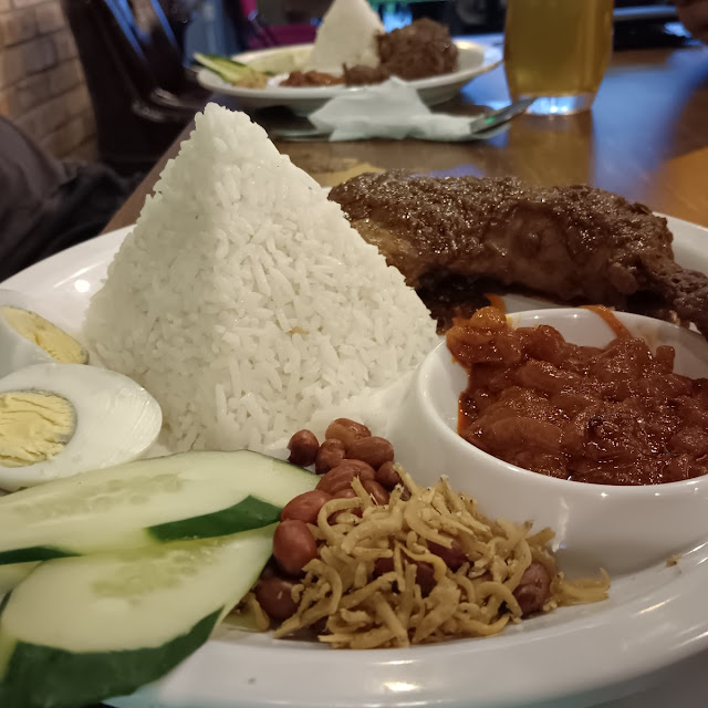 Nasi Lemak Rendang Chicken
