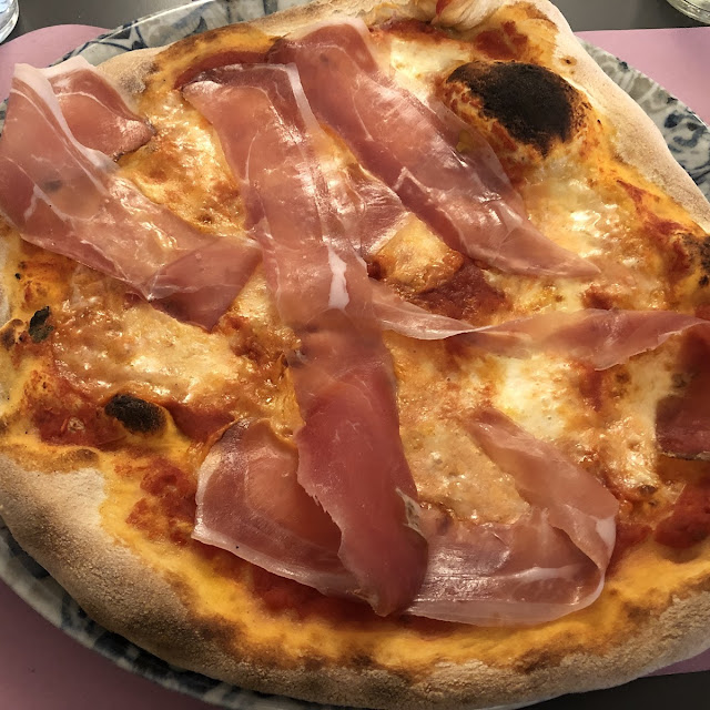 Pizza Tirolese