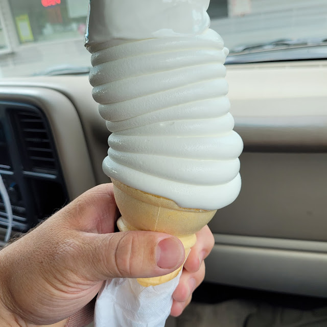 Medium Vanilla Cone