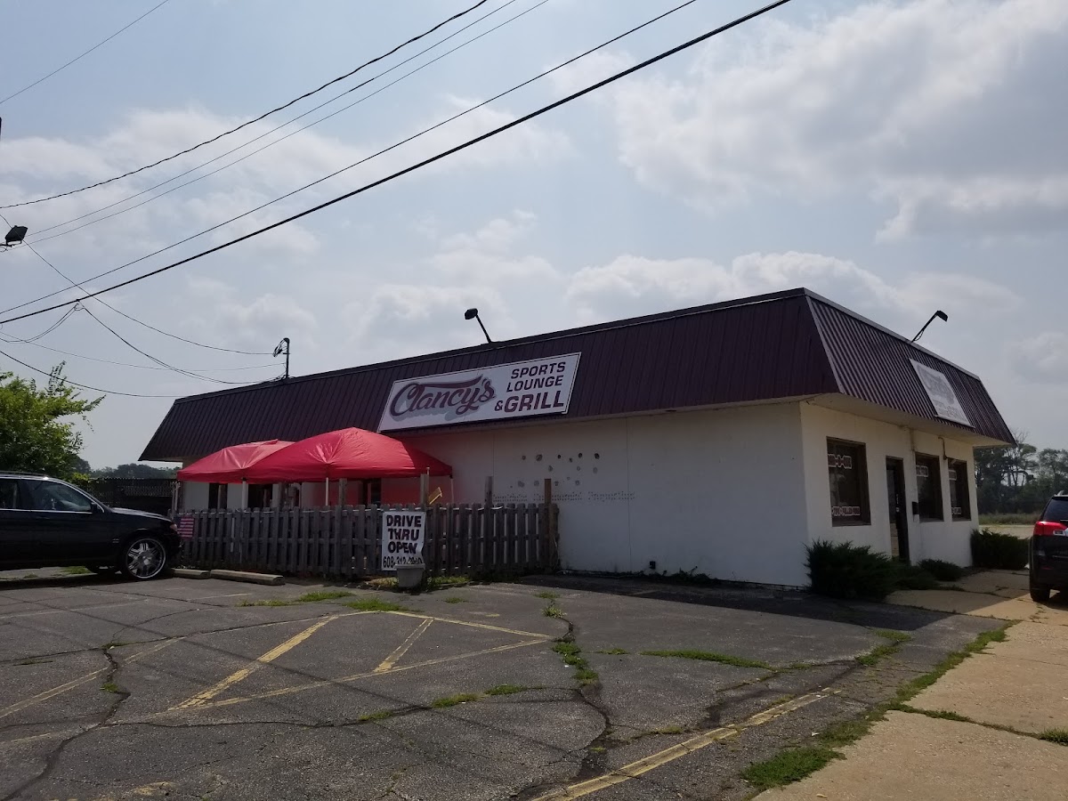 Clancy's Sports Lounge & Grill