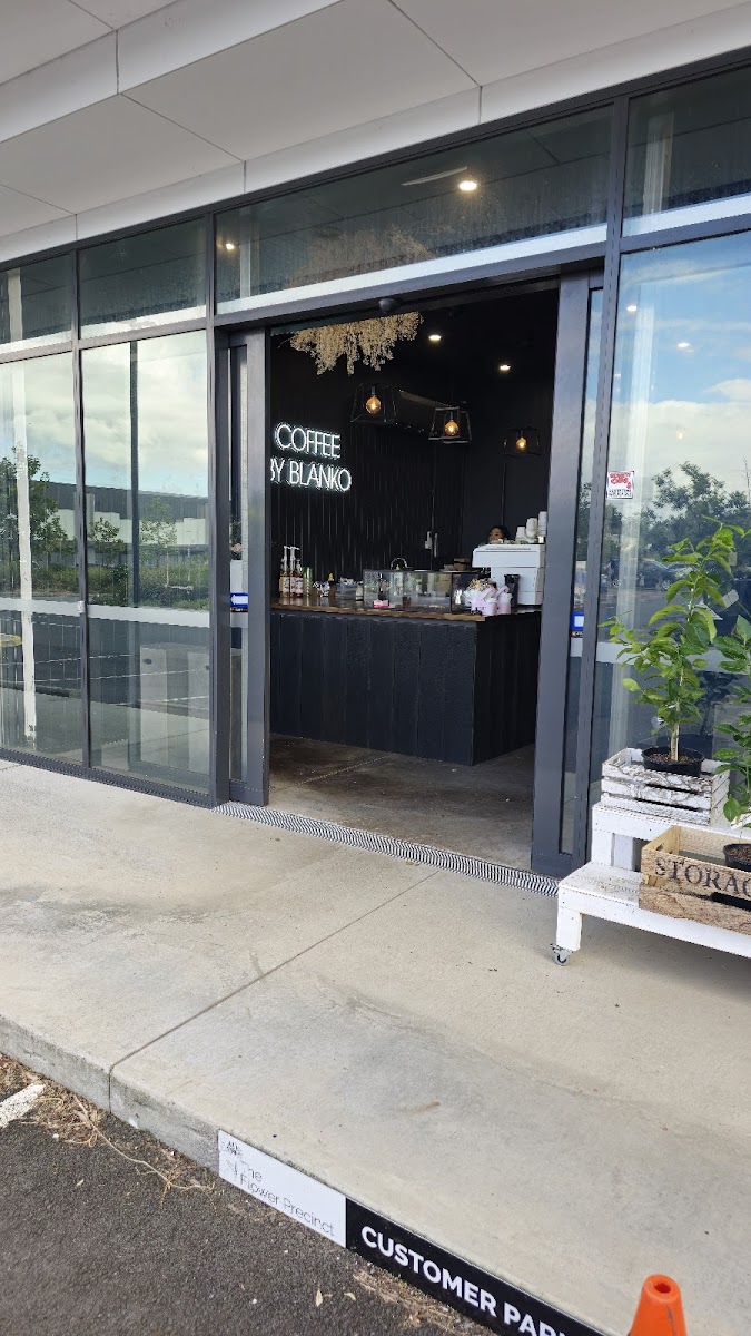 Coffee by Blanko