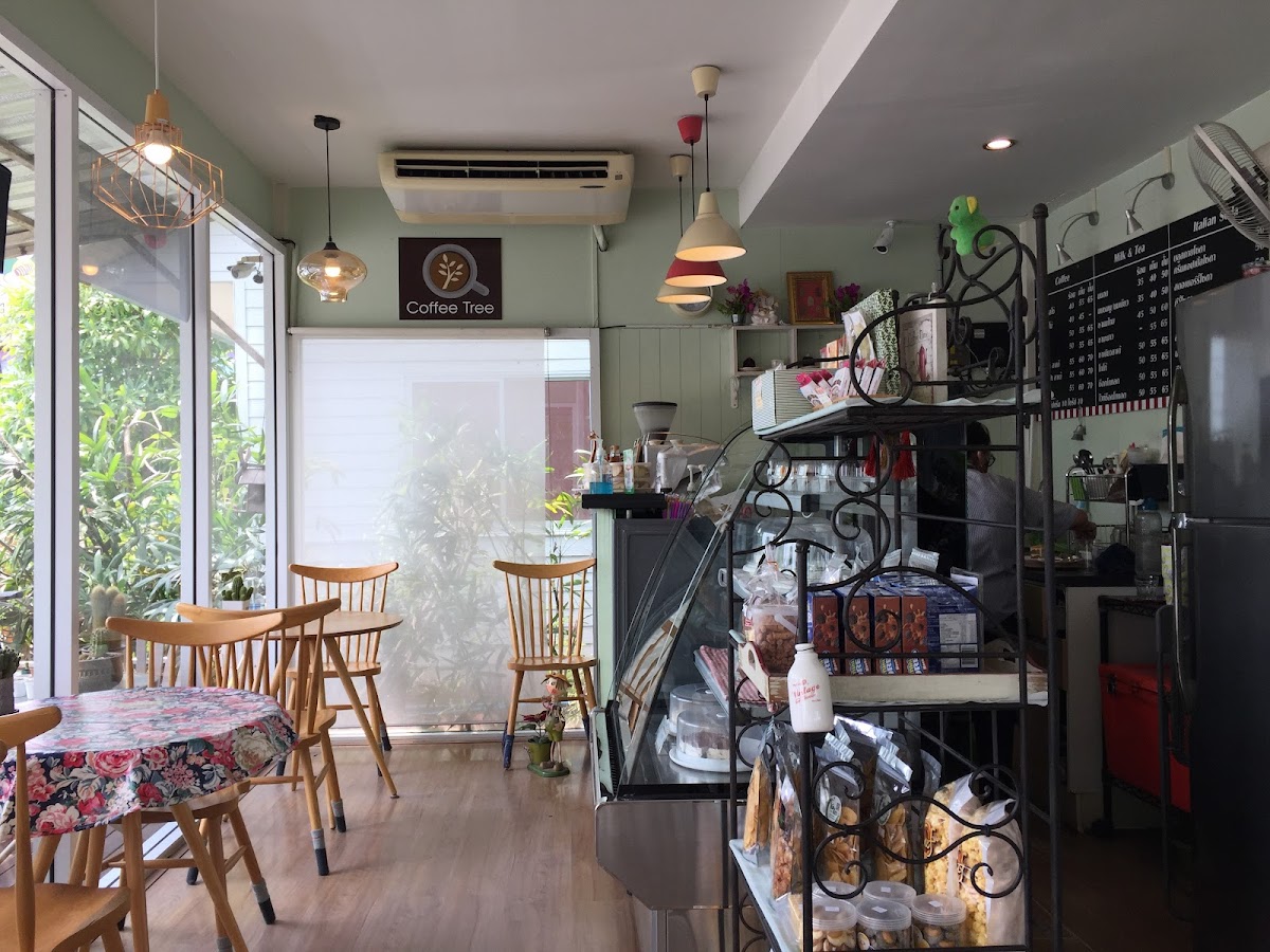 ร้านคอฟฟี่ทรี(Coffee Tree)