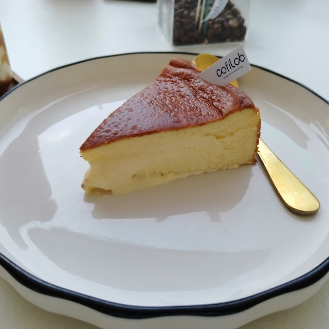 Cheese Cake Sliced
