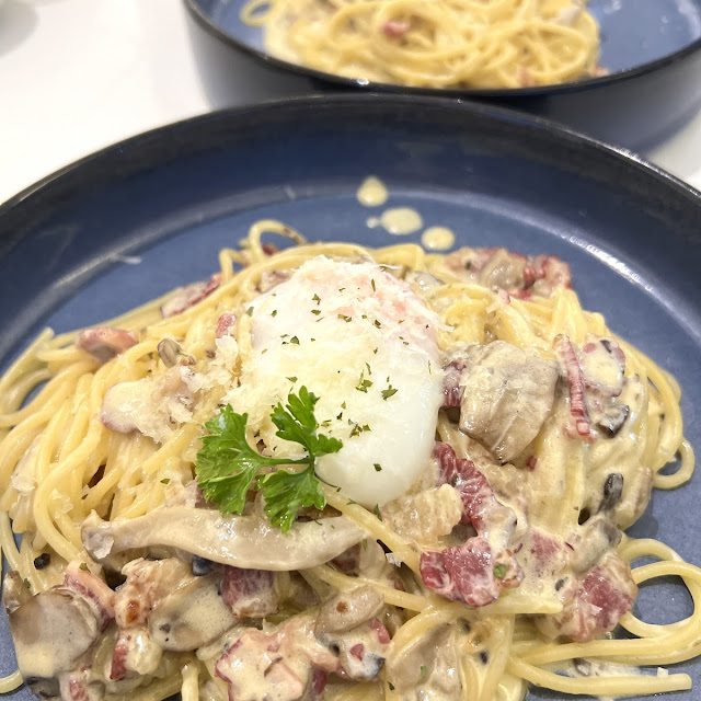Classic Carbonara Pasta