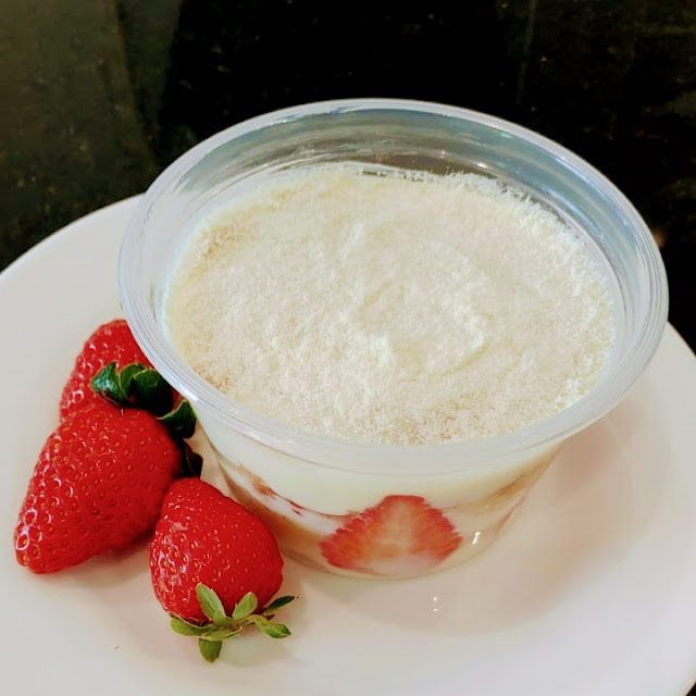 Bolo de Ninho C Morango
