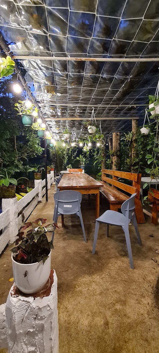 Colina de Amor Garden Cafe
