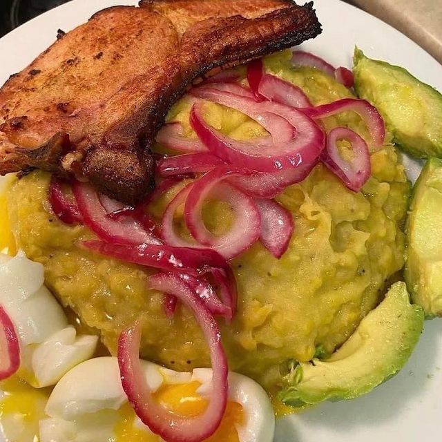 Mangu Con Chuleta