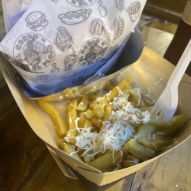 Papas Con Queso Rayado