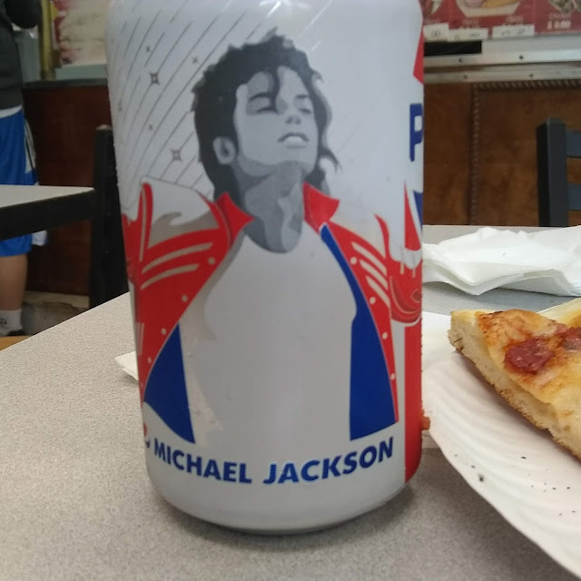 Sausage Hanging with the King