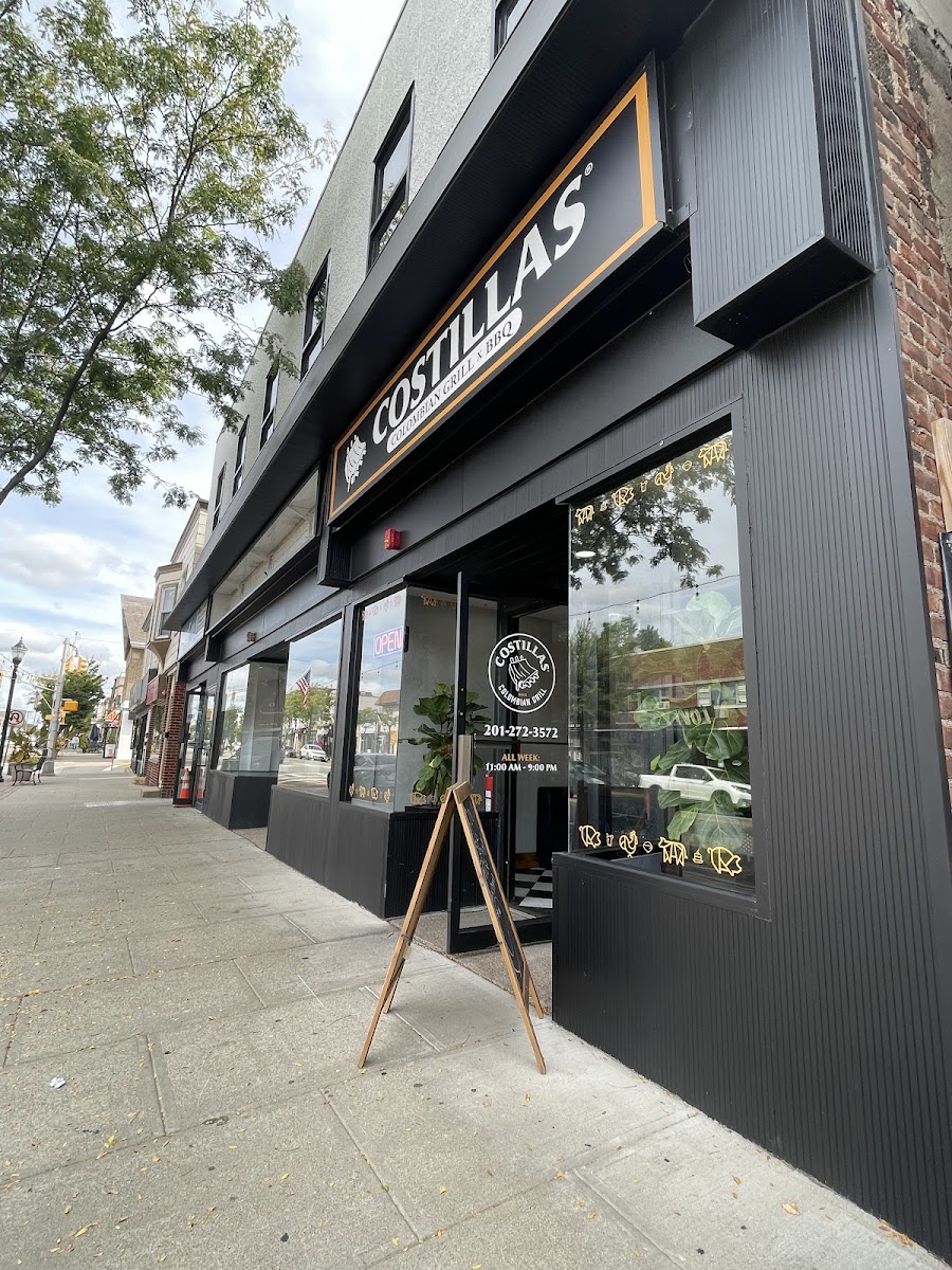 COSTILLAS COLOMBIAN GRILL