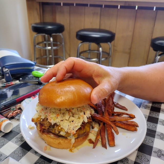 Pimento Burger