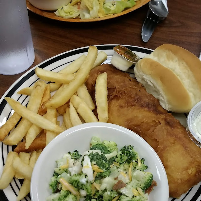 Fried Haddock Filet& Ffries