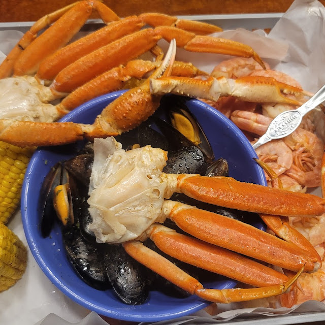 Shrimp & Snow Crab Bucket