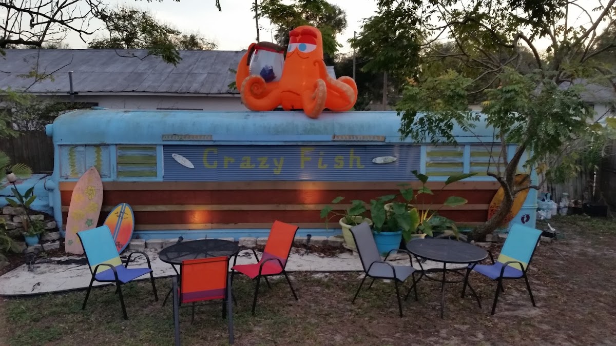 Crazy Fish Bar And Grill