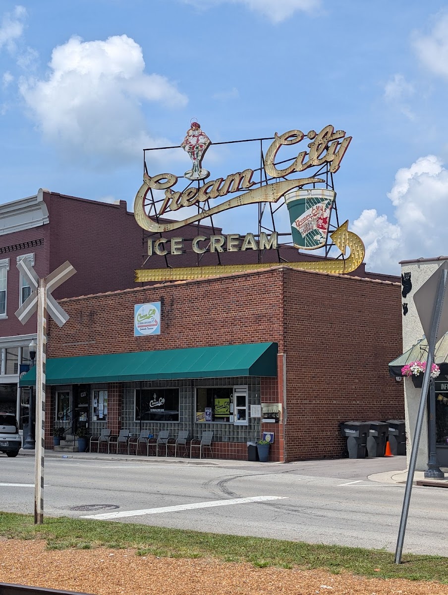 Cream City Ice Cream & Coffee House