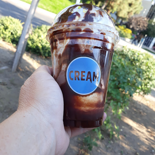 Fudge Brownie Sundae