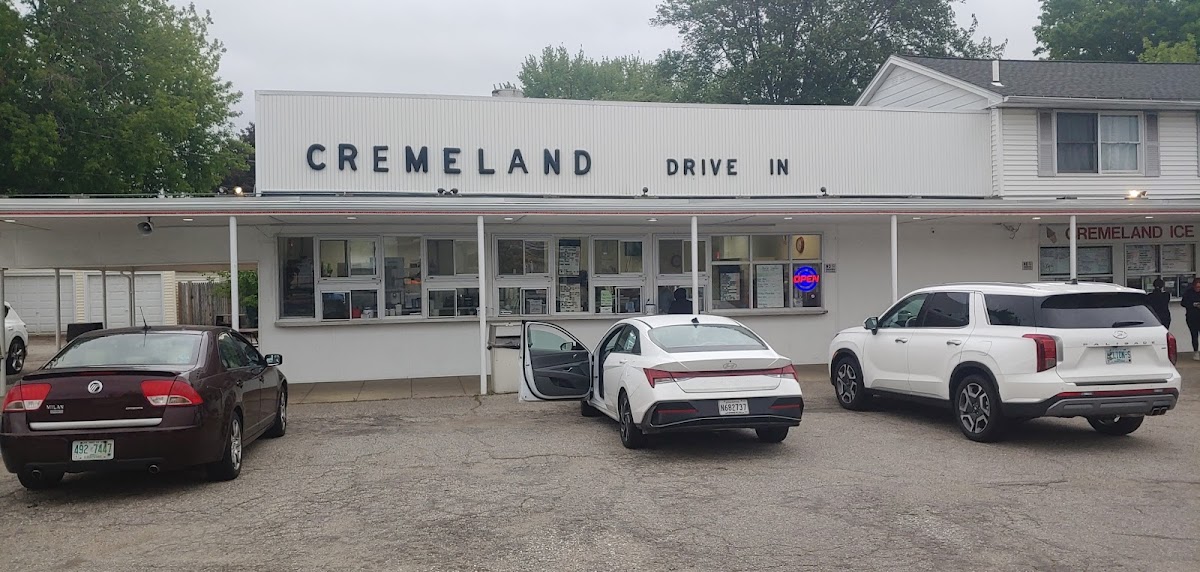 Cremeland Drive In