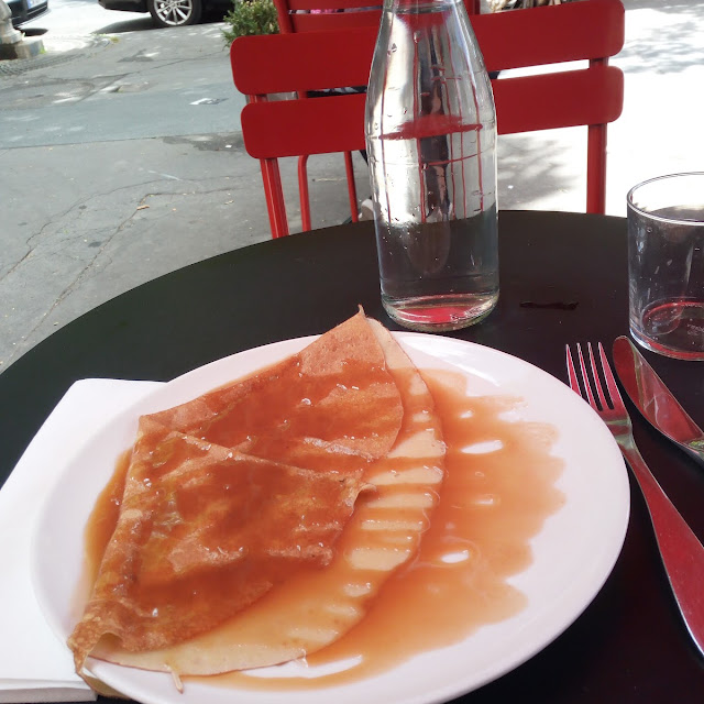 Crêpe Dulce de Caramelo Salada