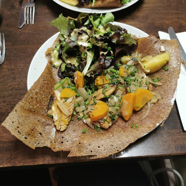 Crêpe Maquereaux Mariné À la Compte de Pommes