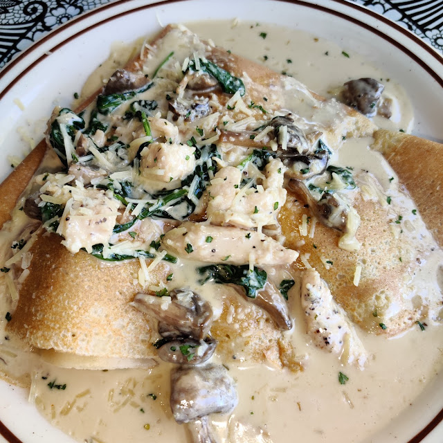 Chicken & Spinach Crepe