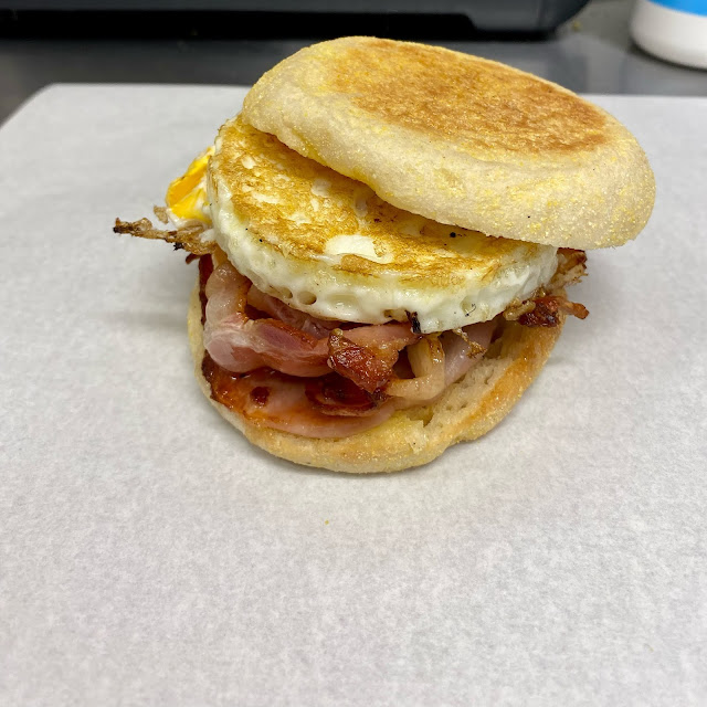 Bacon & Egg Muffin