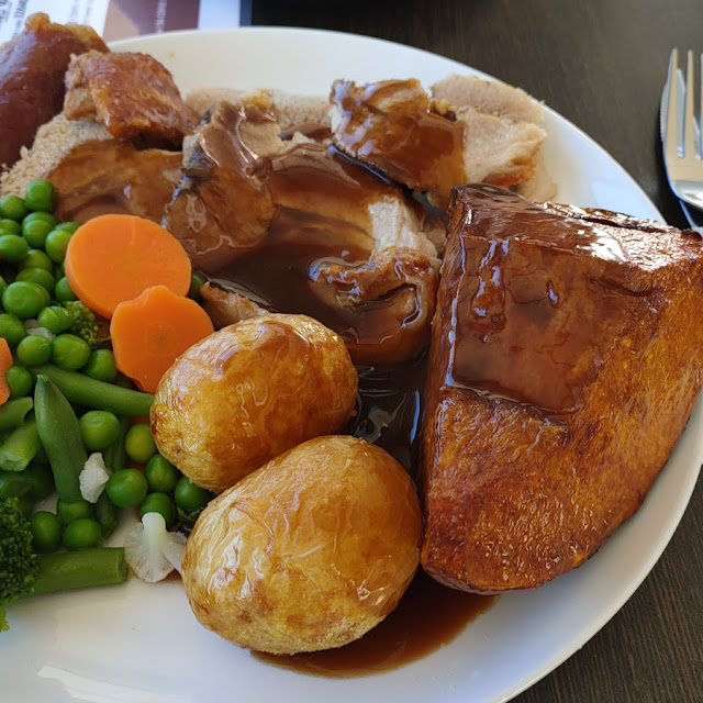 Roast Pork with Steamed Mix Vegetables and Gravy