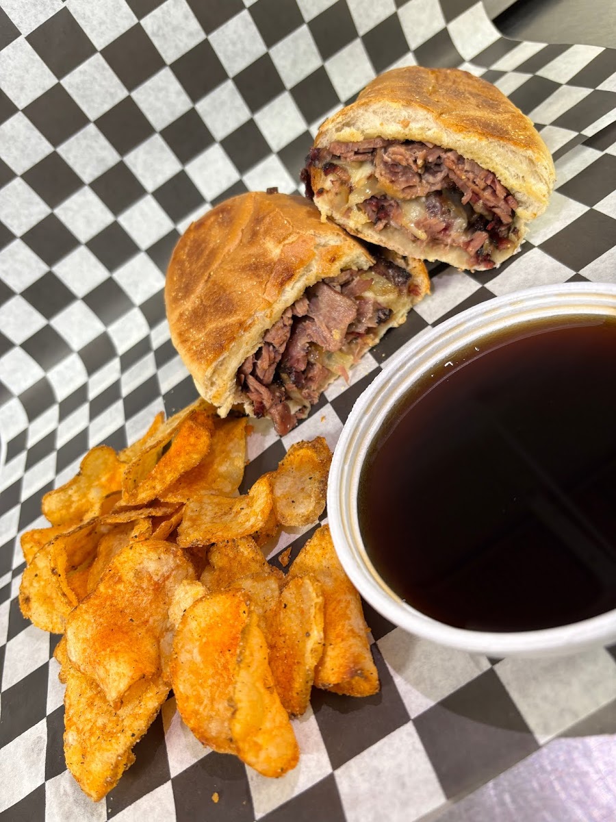 C’s Pizza & BBQ