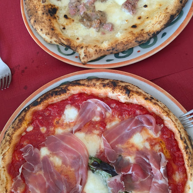 La Pizza Napoletana