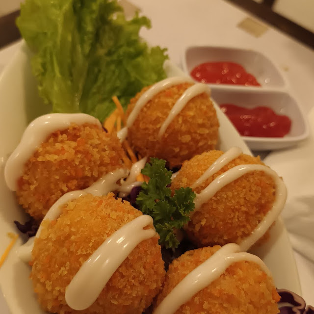 Chicken Cheese Ball
