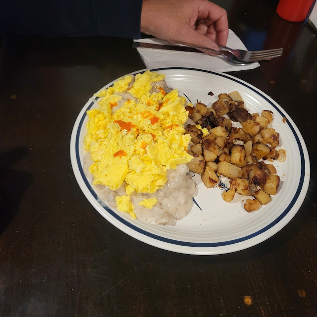 Sausage Gravy over Cornbread