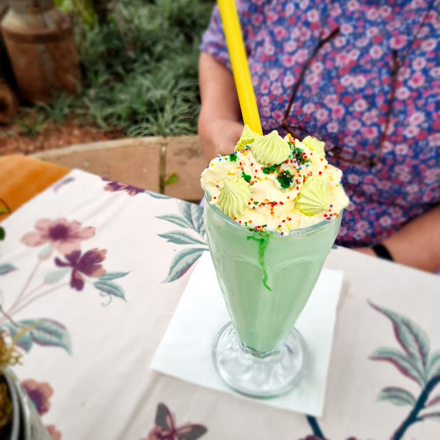 Strawberry and Lime Milkshakes