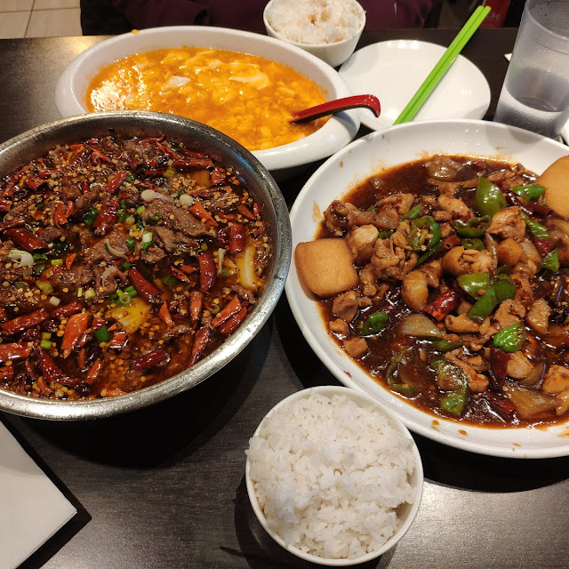 水煮牛肉 大盘鸡 蟹黄豆腐