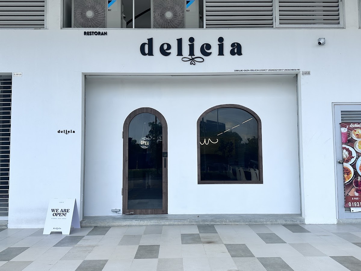 Delicia Medini