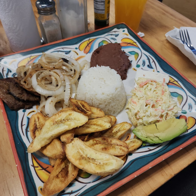 Bistec Encebollado