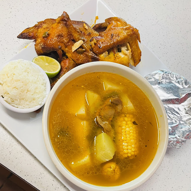 Sopa de Gallina de Criolla