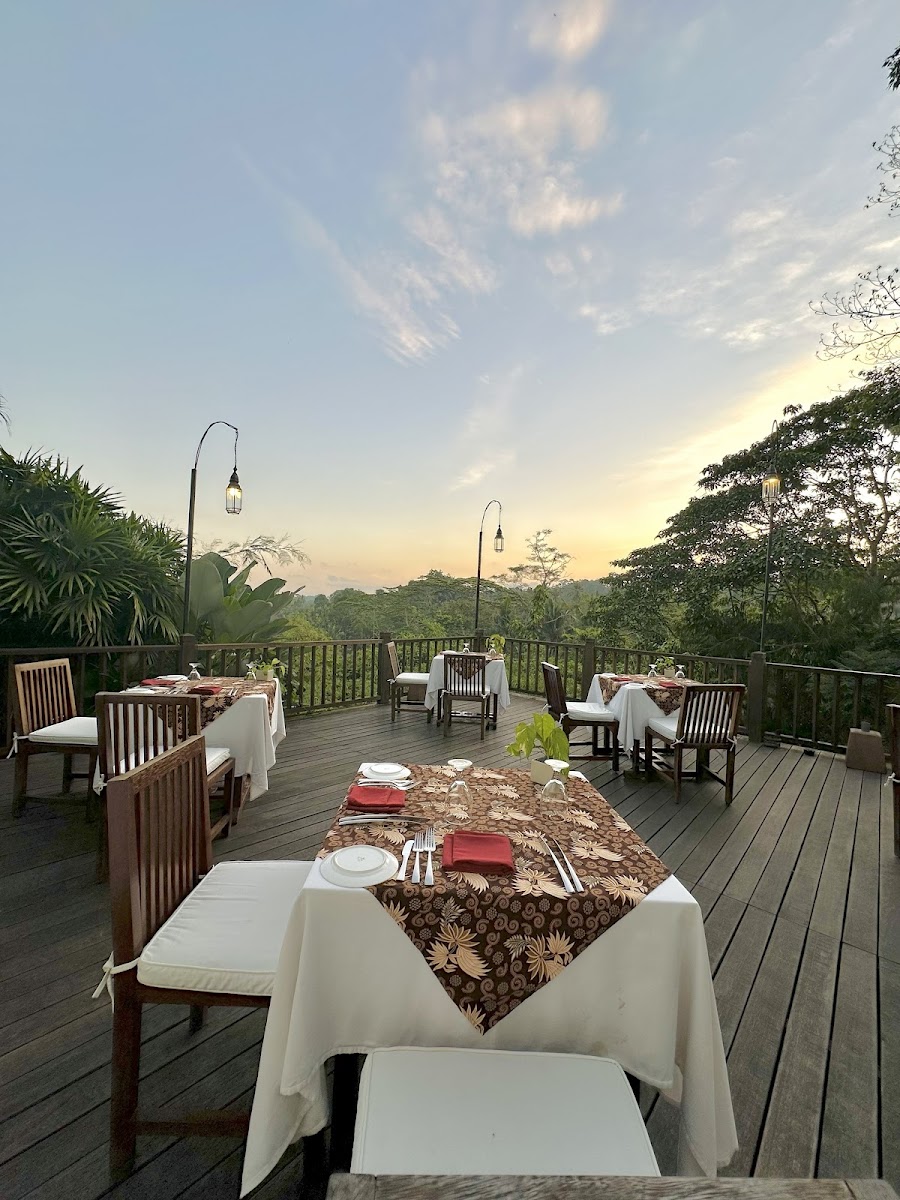 Dining Corner Restaurant