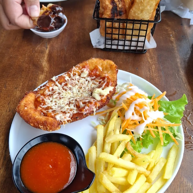 Chicken Parmigiana
