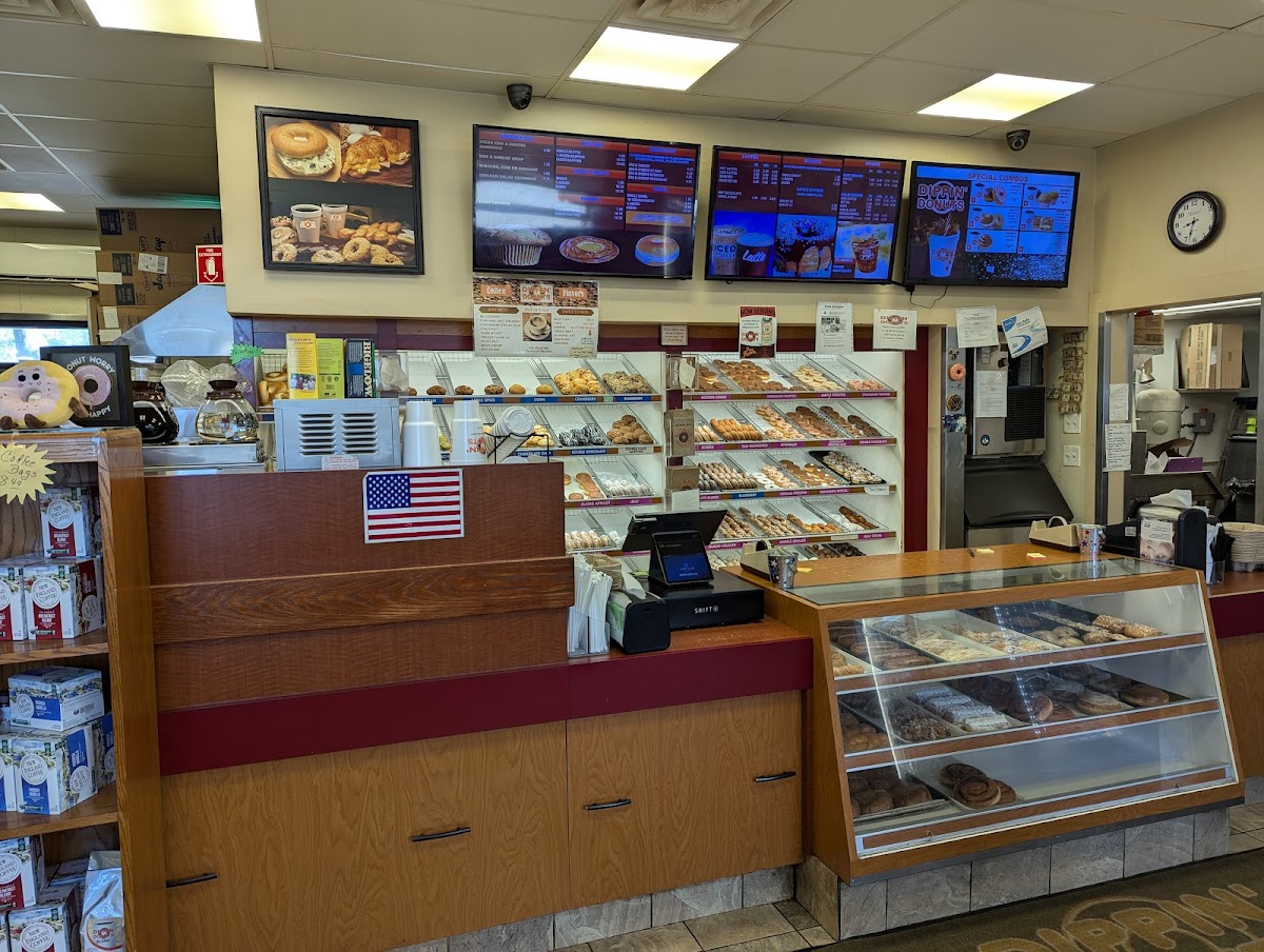 Dippin Donuts