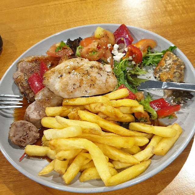 BBQ Spicy Marinated Lamb Chop Chicken Breast Sausage with Chips and Salad