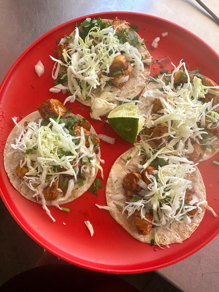 DJ’s Tacos