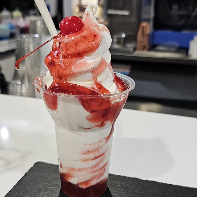 Sunday Fraise