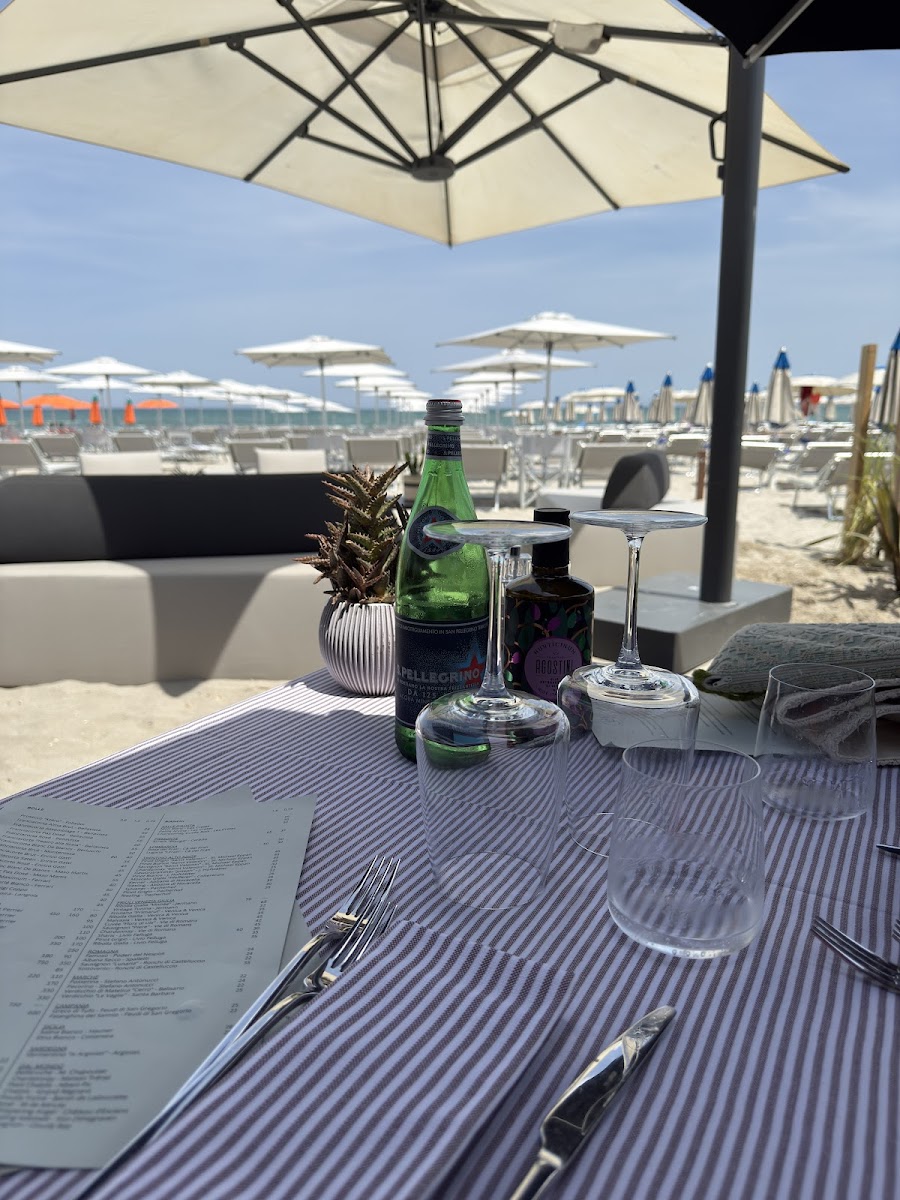 Dolcemare • Beach_Restaurant