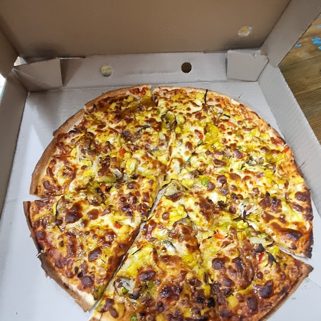 Nutty Chicken Pizza